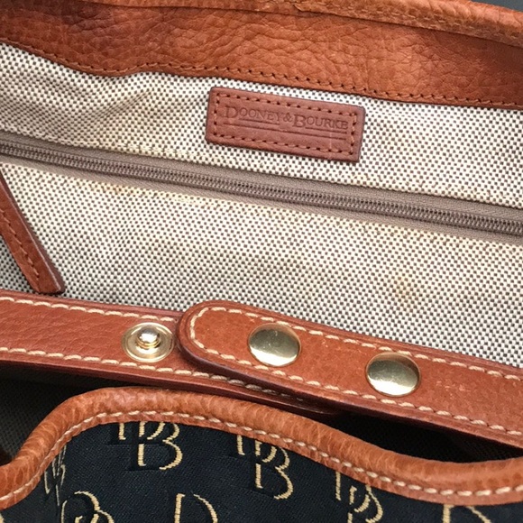 🍁 DOONEY & BOURKE RICH NAVY, CANVAS WITH TAN ACCENTS - Picture 6 of 10